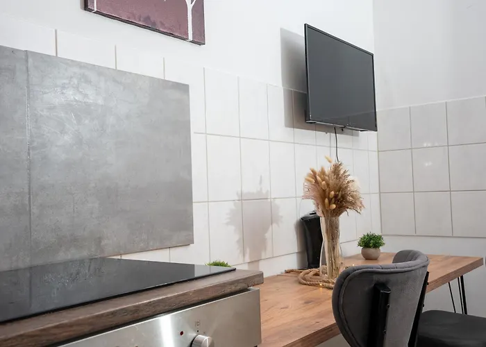 Livemore24 - 3 In Wlan - Smart-tv - 24-7 Check-in Und Kueche Duisburg